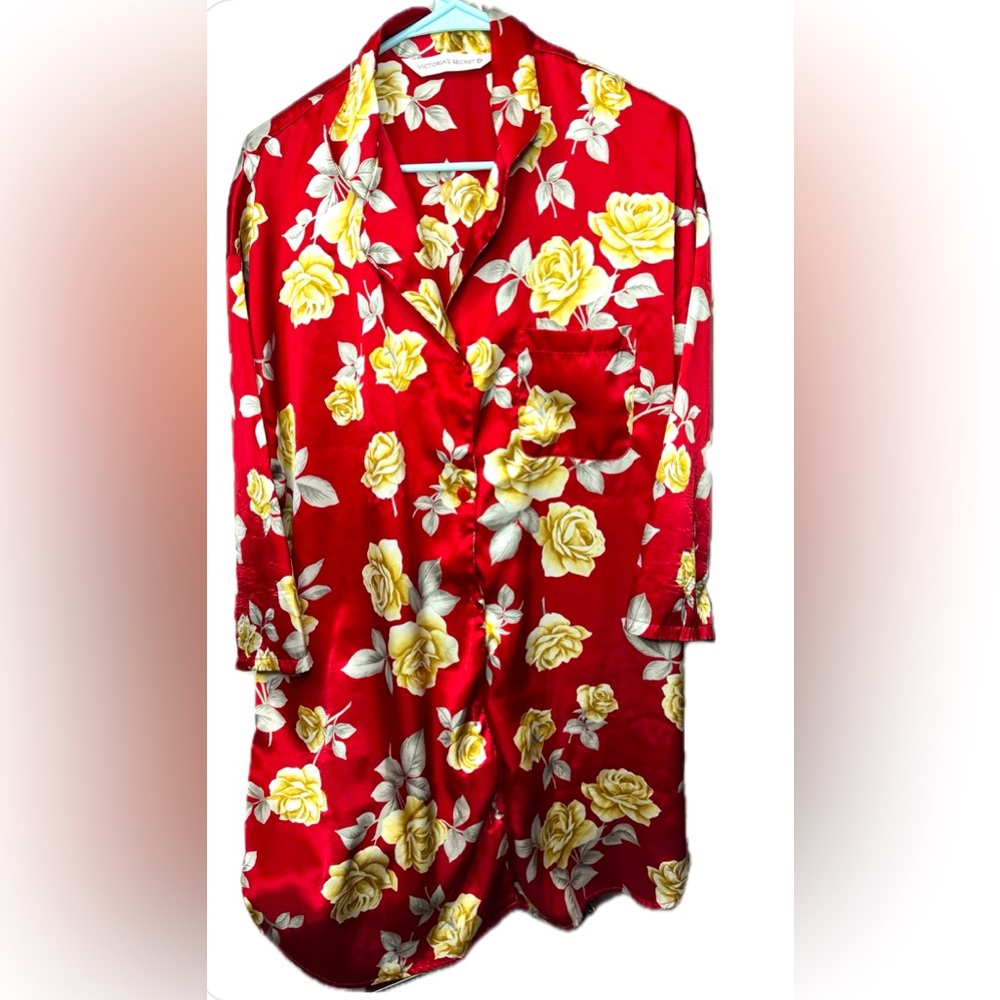 VICTORIAS SECRET Cardinal Red & Gold Rose nightgown